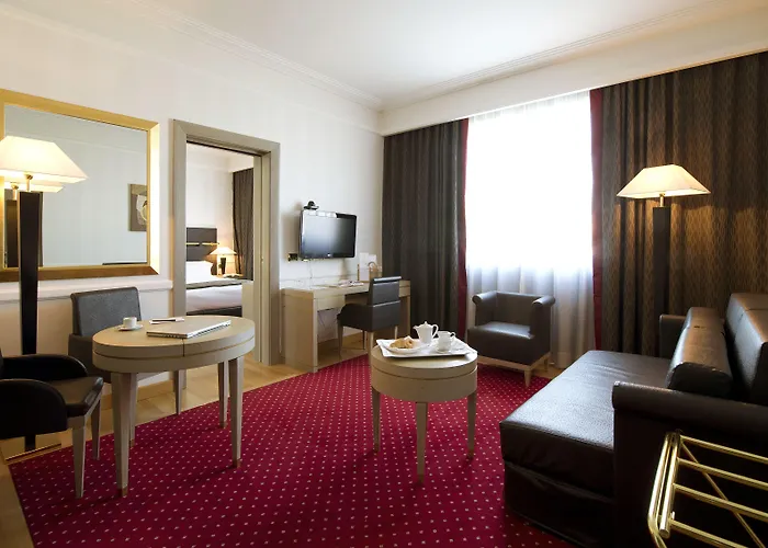 Grand Duca Di Mantova מלון 4*