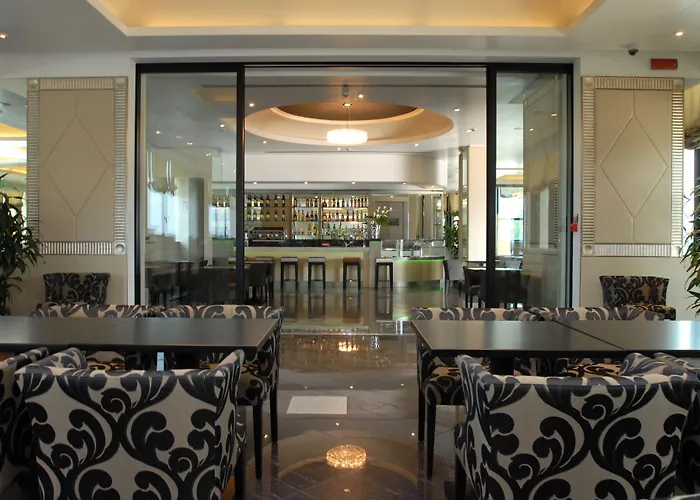 Grand Duca Di Mantova מלון 4*