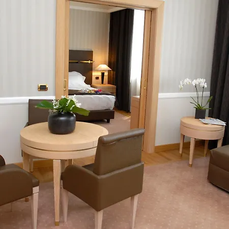 Grand Duca Di Mantova Hotel