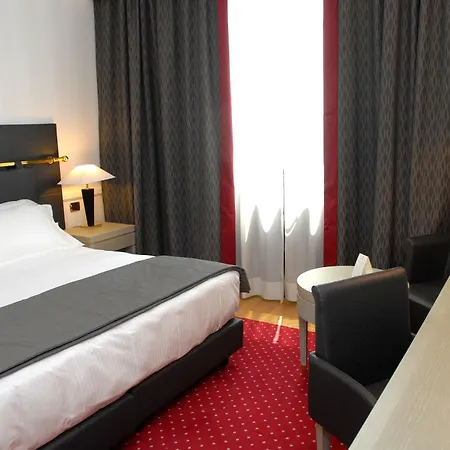 Hotel Grand Duca Di Mantova 4*